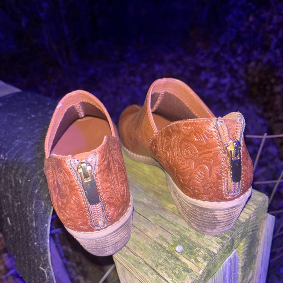 XAppeal Ankle BootiesNEW - Picture 2 of 8